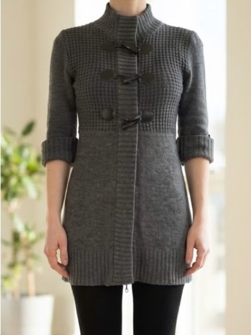 Take Out 2010s Gray Knit Toggle Sweater Coat Cardigan Tunic L EUC Short Sleeve